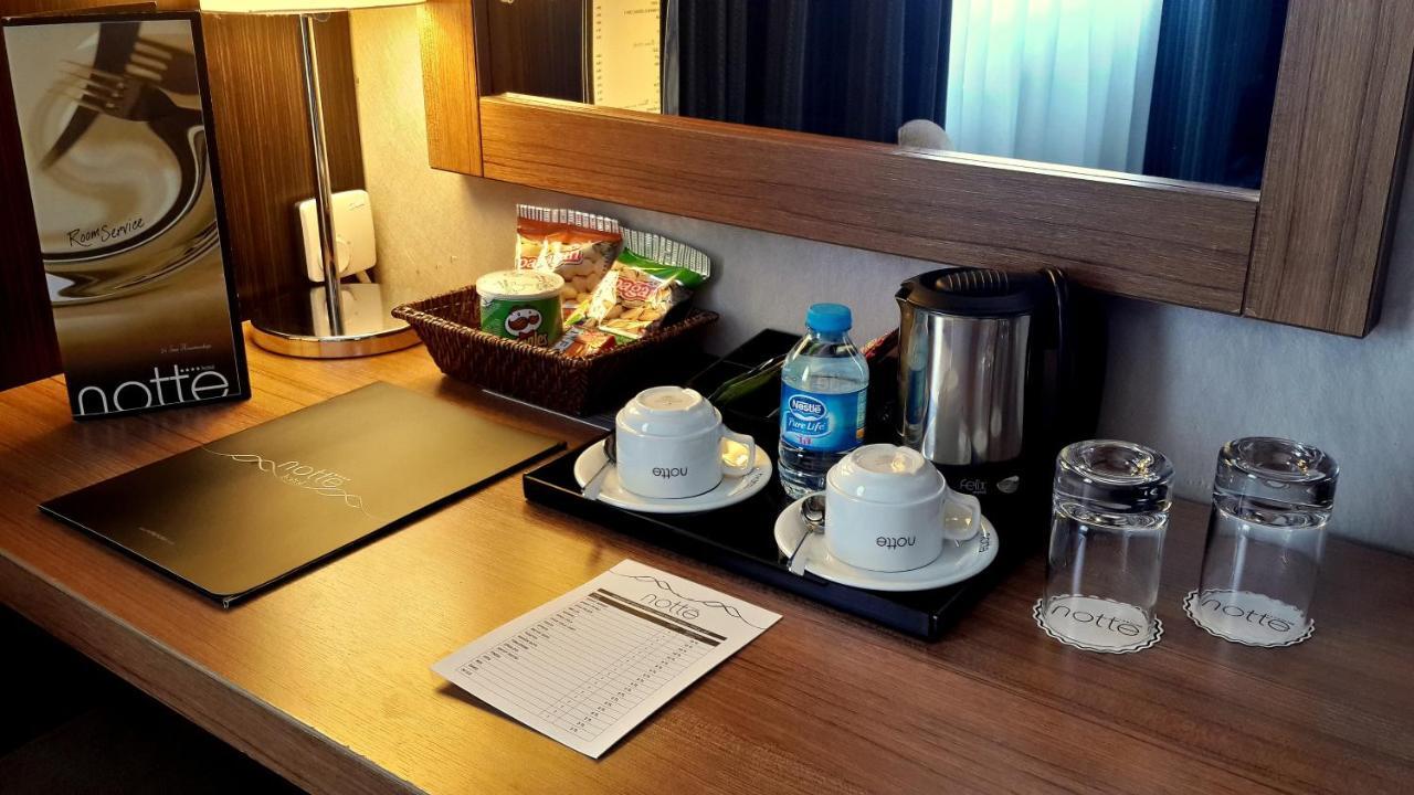 Notte Hotel Ankara Room photo